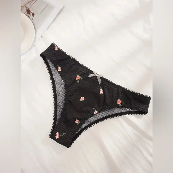 Floral Print Bra & Panties - Picture 9 of 10